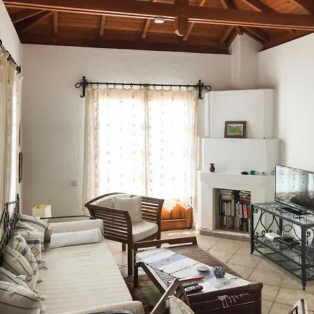 Alanya Sleeps 2 Pool Air Con Wifi 别墅 *
